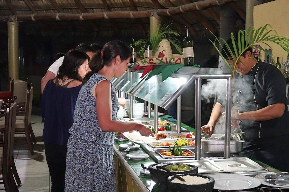 Hotel Marina Puerto Dorado - Todo Incluido Manzanillo Bagian luar foto