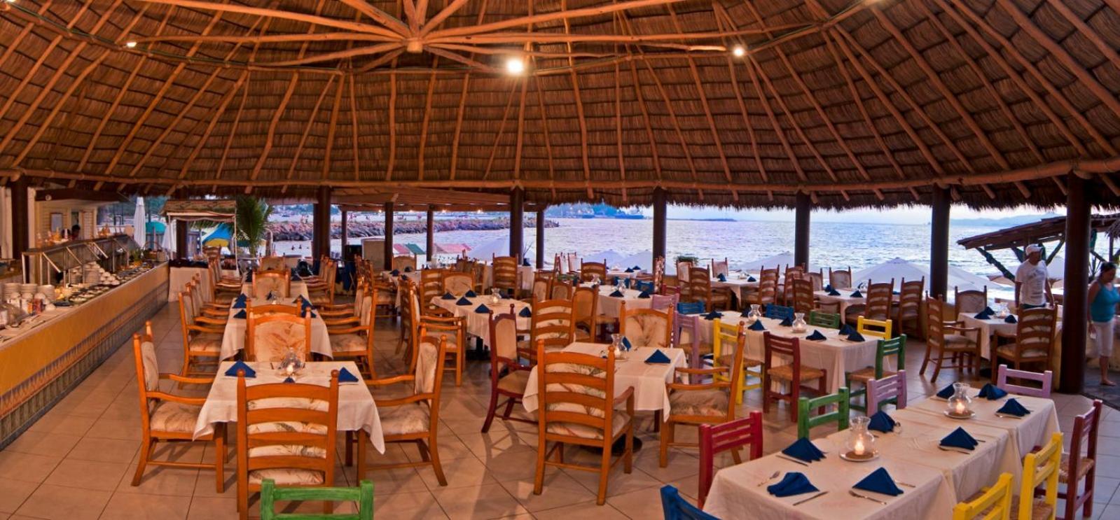 Hotel Marina Puerto Dorado Manzanillo Bagian luar foto